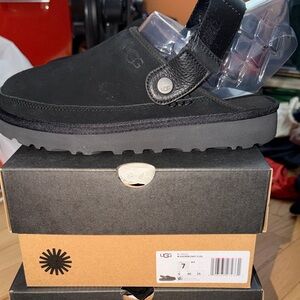 Mens brand new goldencoast ugg size 7
